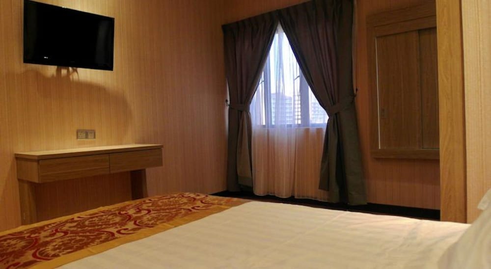 Mandarin Hotel 20/36
