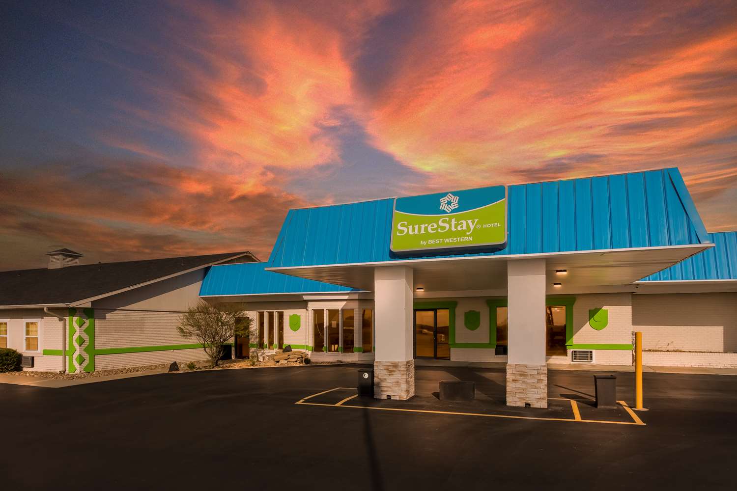 Surestay Hotel By Best Western Higginsville 2/11