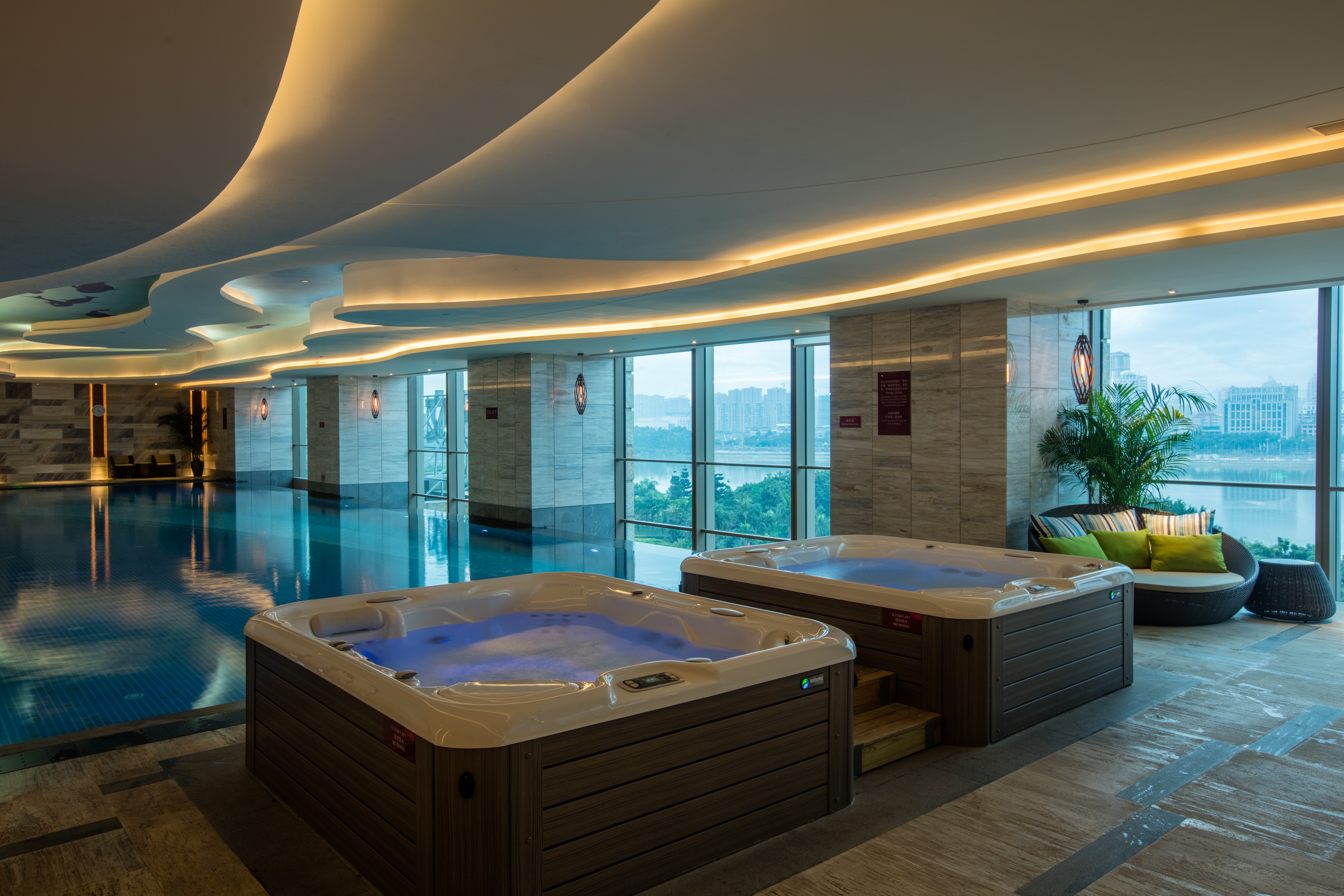 CROWNE PLAZA FUZHOU RIVERSIDE 20/50