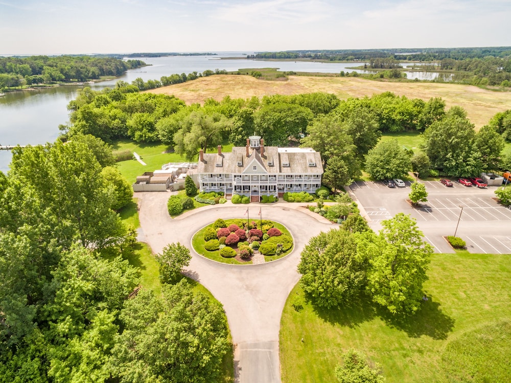 Kent Island Resort 46/52