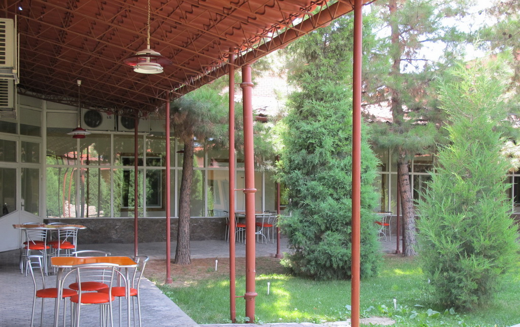 Rovshan Hotel 19/20