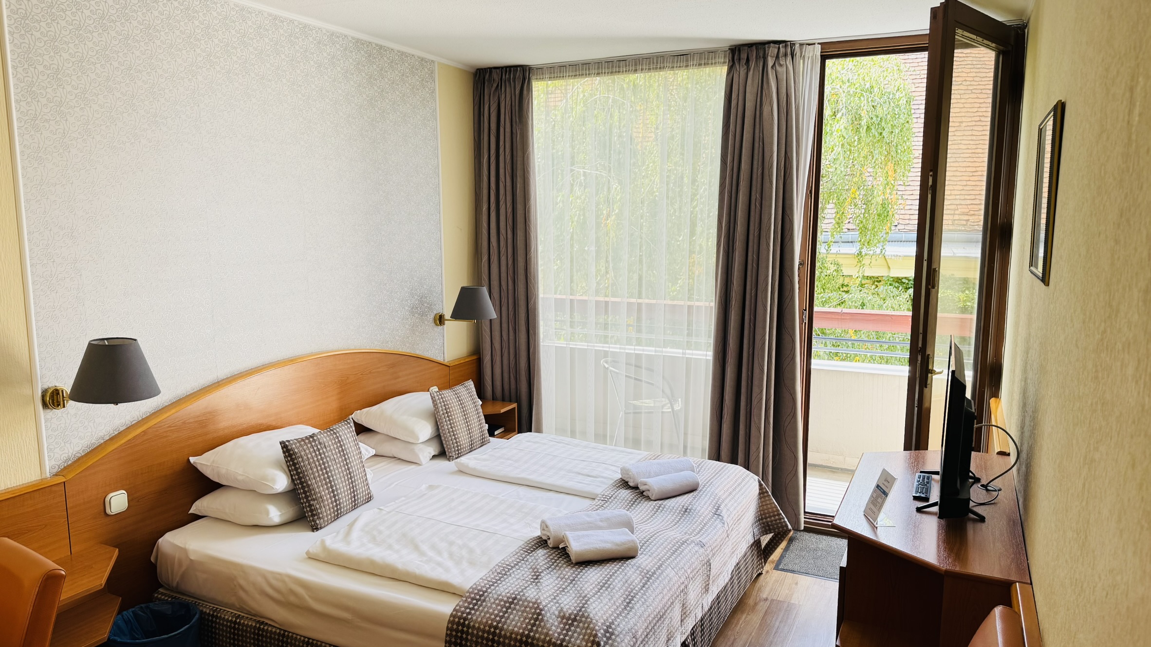 Deluxe, Double Bed, Balcony
