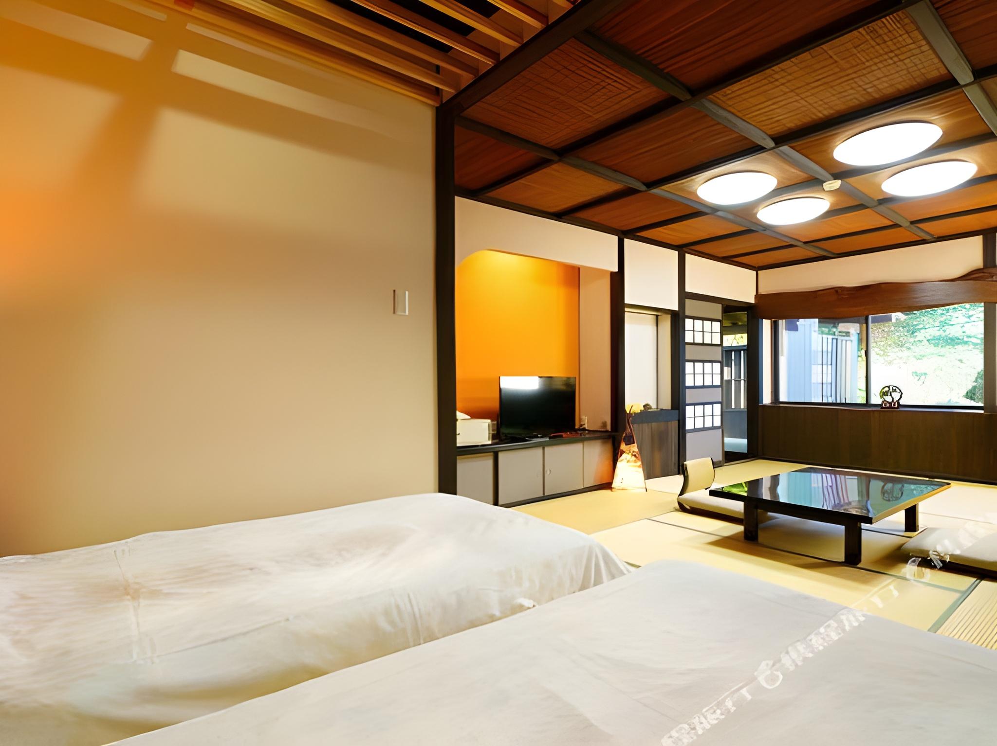 Japanese Western, Twin Beds, Outdoor Bath