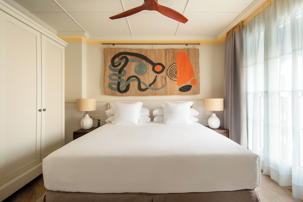 1 BEDROOM, JUNIOR, DOUBLE BED
