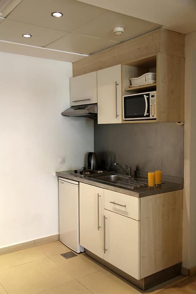 Sky Suites 56/61