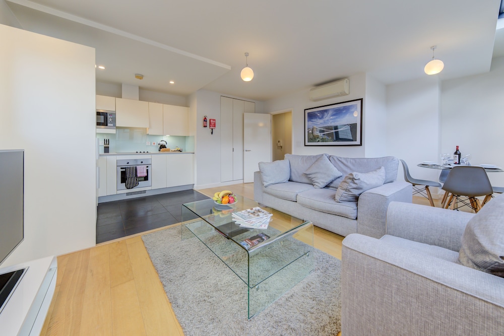 Cleyro Serviced Apartments - Finzels Reach 35/50