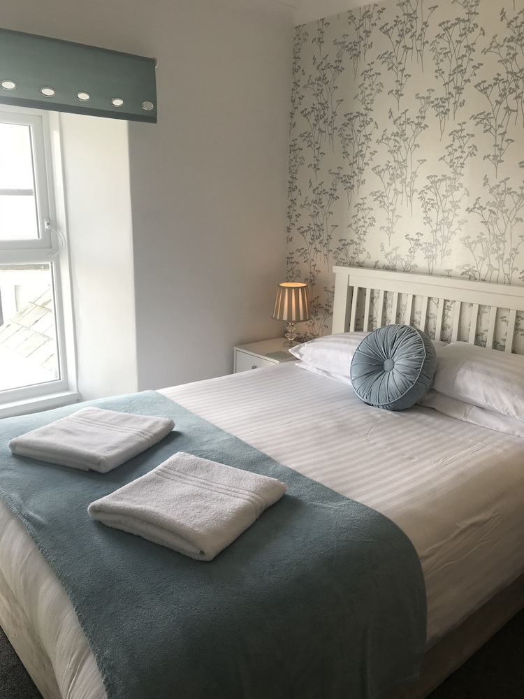 Highcliffe Hotel 15/48