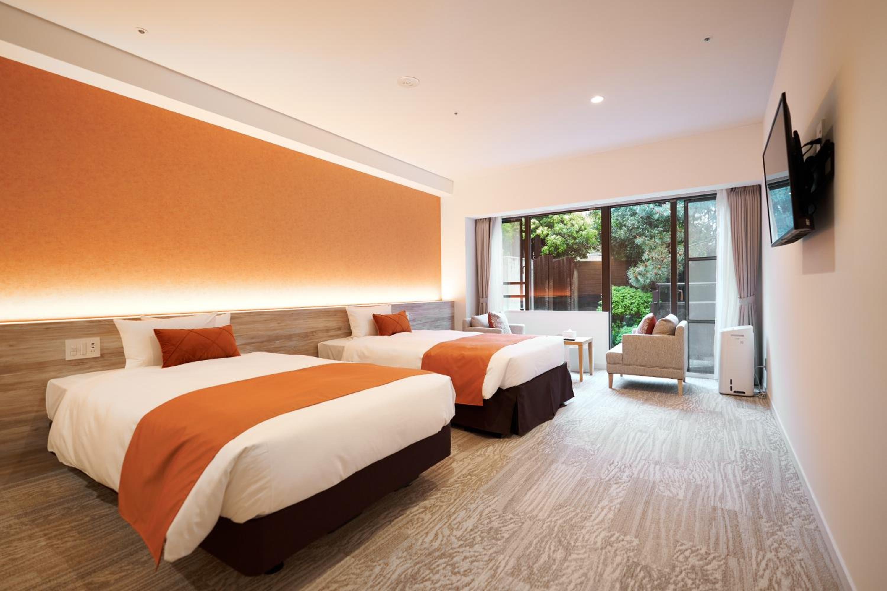Semi Room, Single Bed, 2 Semi Double Beds