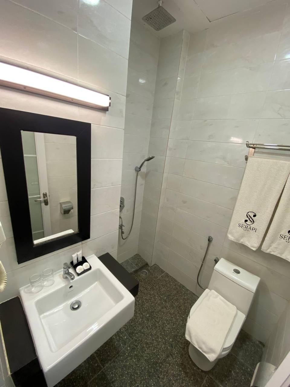 Serapi Hotel 30/33