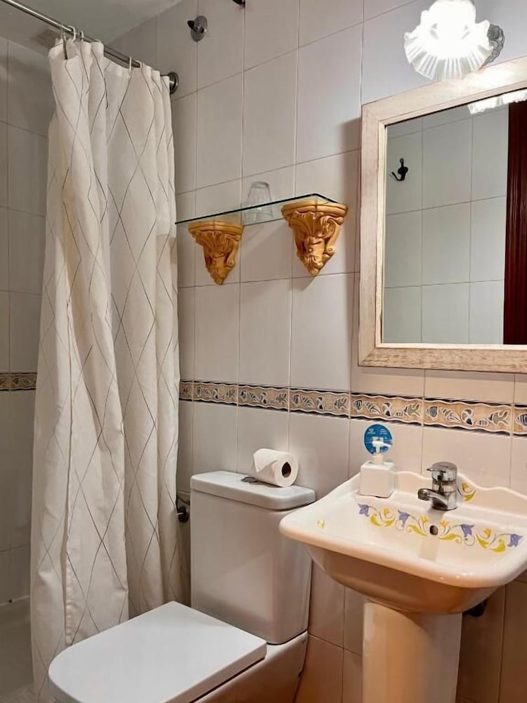 Hostal La Vera 44/50