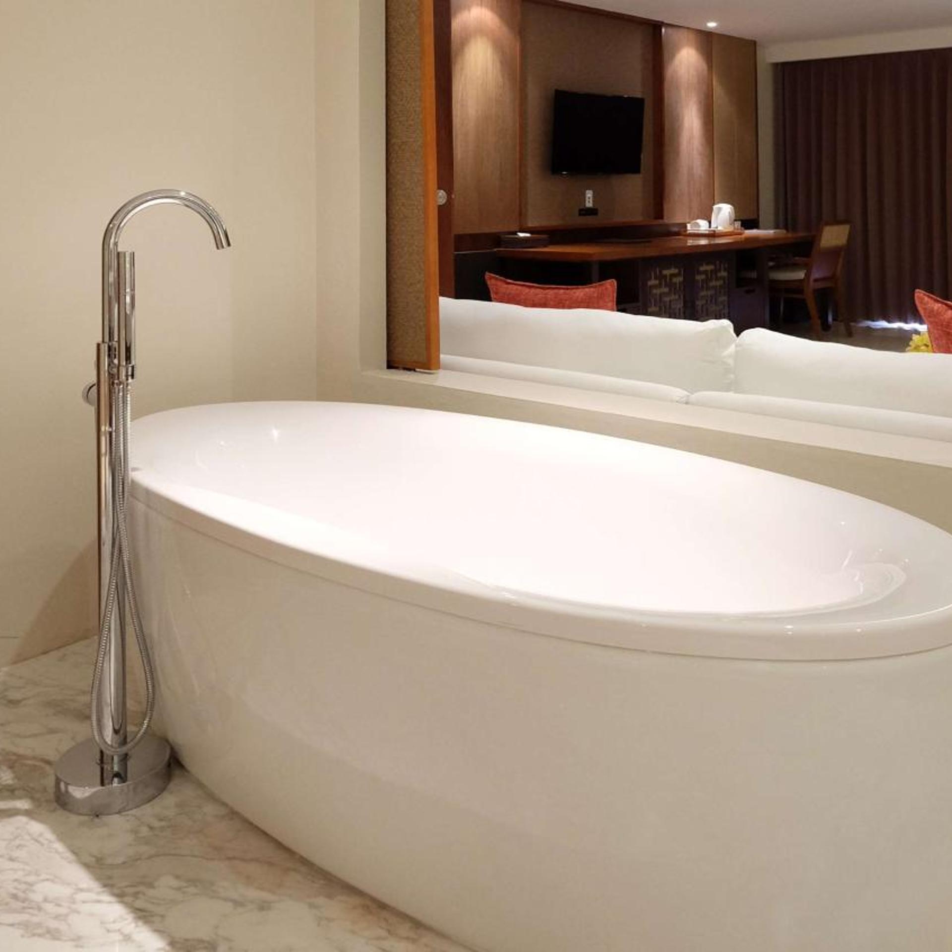 جناح جونيور مفرد، The Bandha Hotel & Suites 8/18