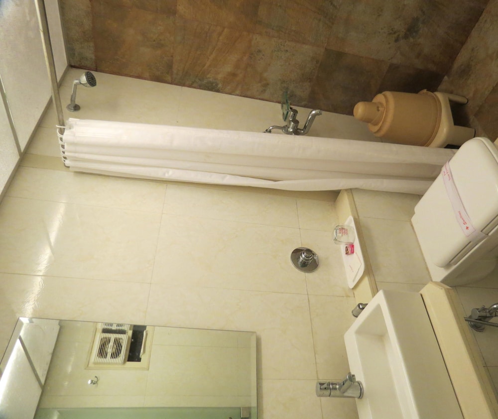 Hotel Sunny International 24/24