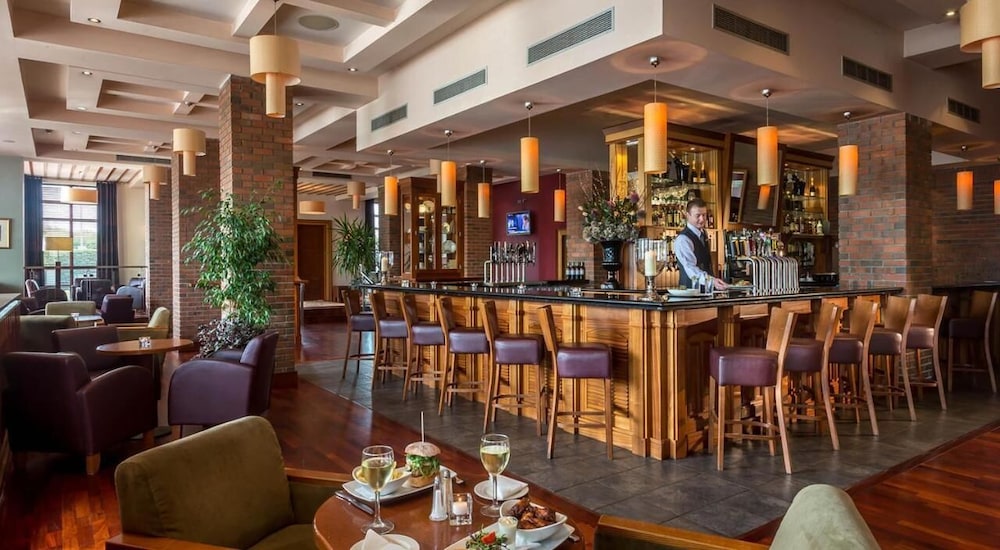 MULLINGAR PARK HOTEL 38/50