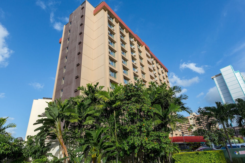 Pagoda Hotel 13/65