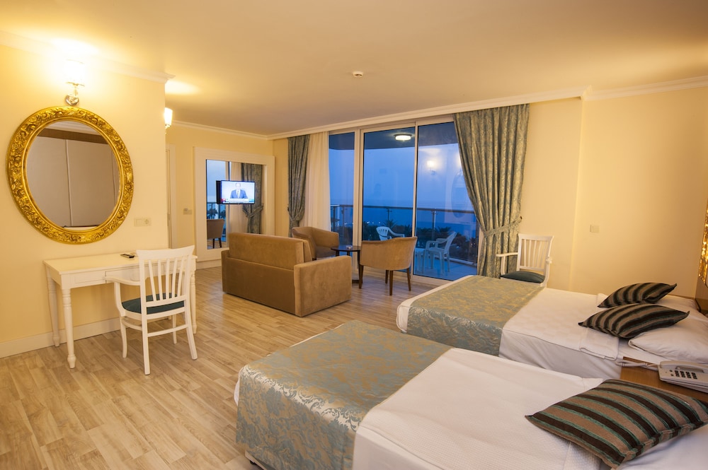 Concordia Celes Hotel 24/47