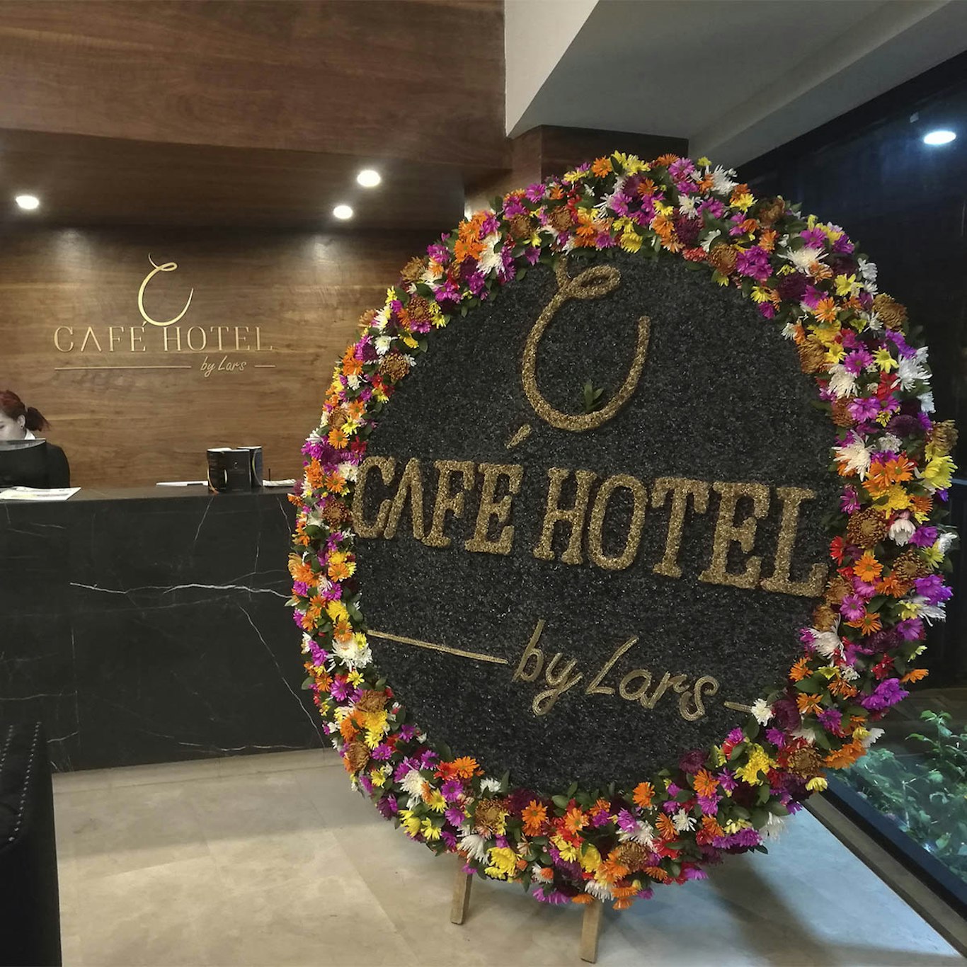 Cafe Hotel By Lars 70/74