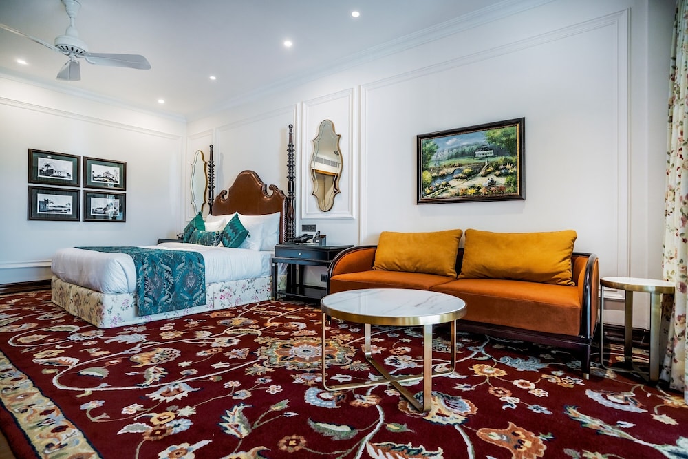 MAYFAIR Tea Resort 20/50