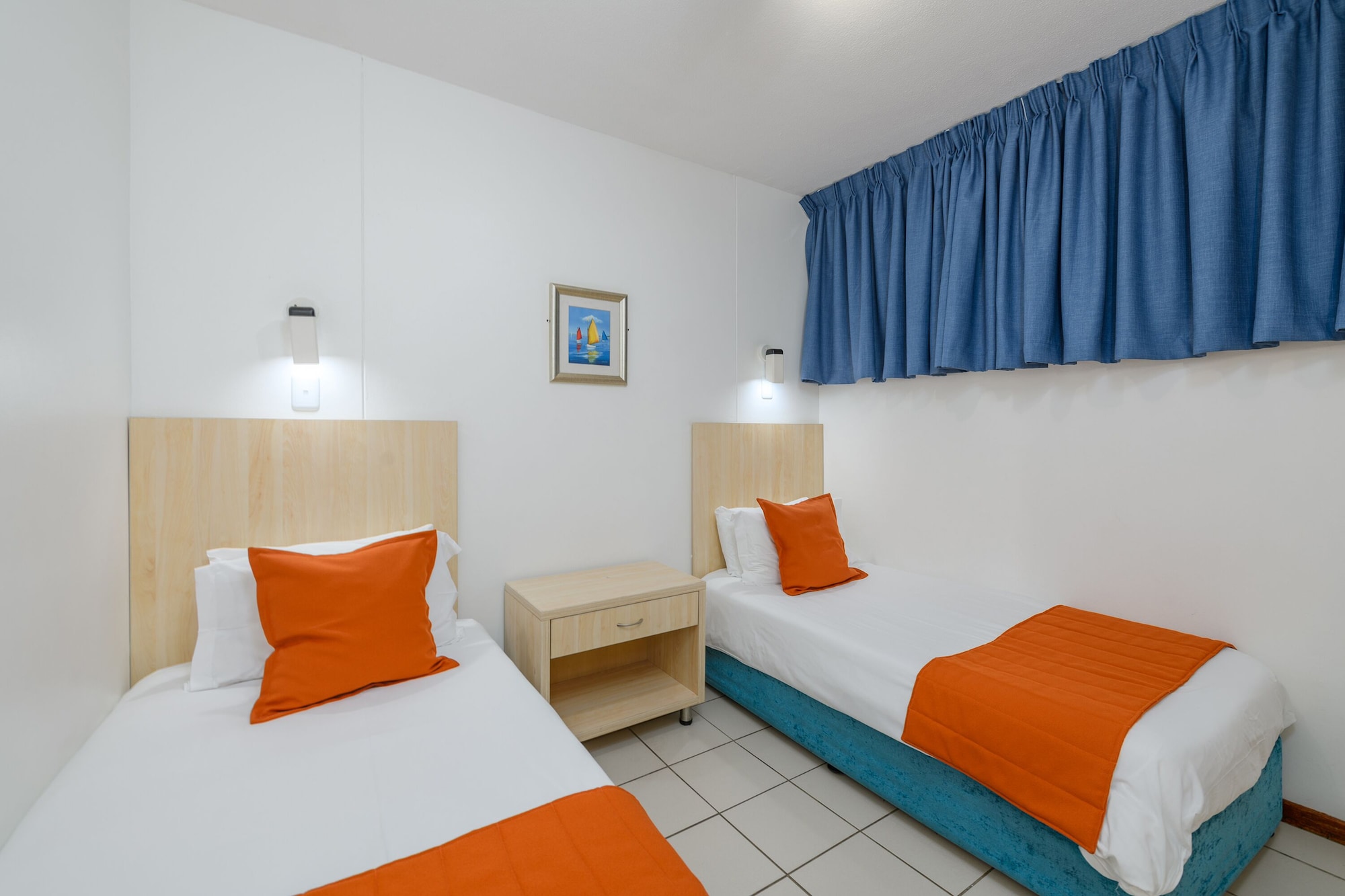 2 BEDROOMS, APARTMENT, SEA VIEW