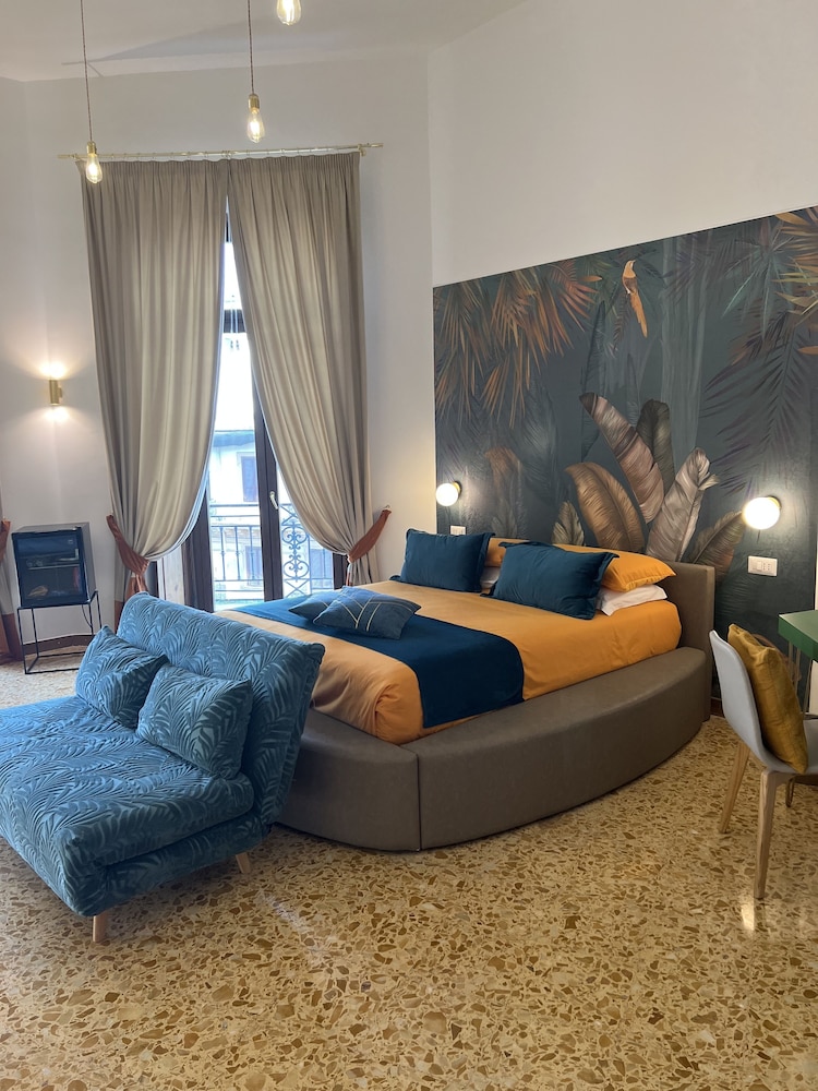 Luxury, Suite, Queen and Twin Beds, Balcony, Sanfelice Rooms & Suites 3/4