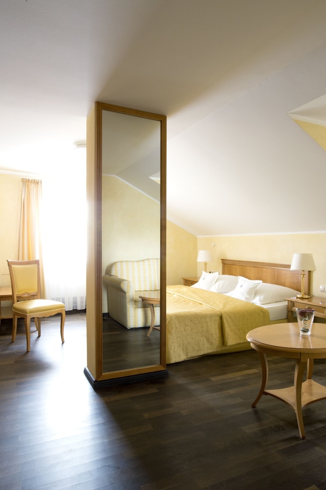 Gasthof Hotel Neuwirt 31/50