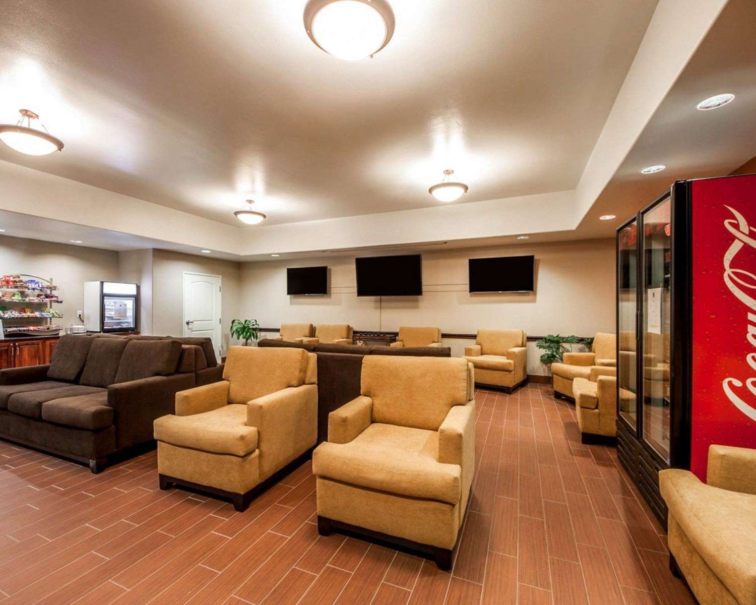 Garner Hotel Lawton Fort Sill Area by IHG 22/28
