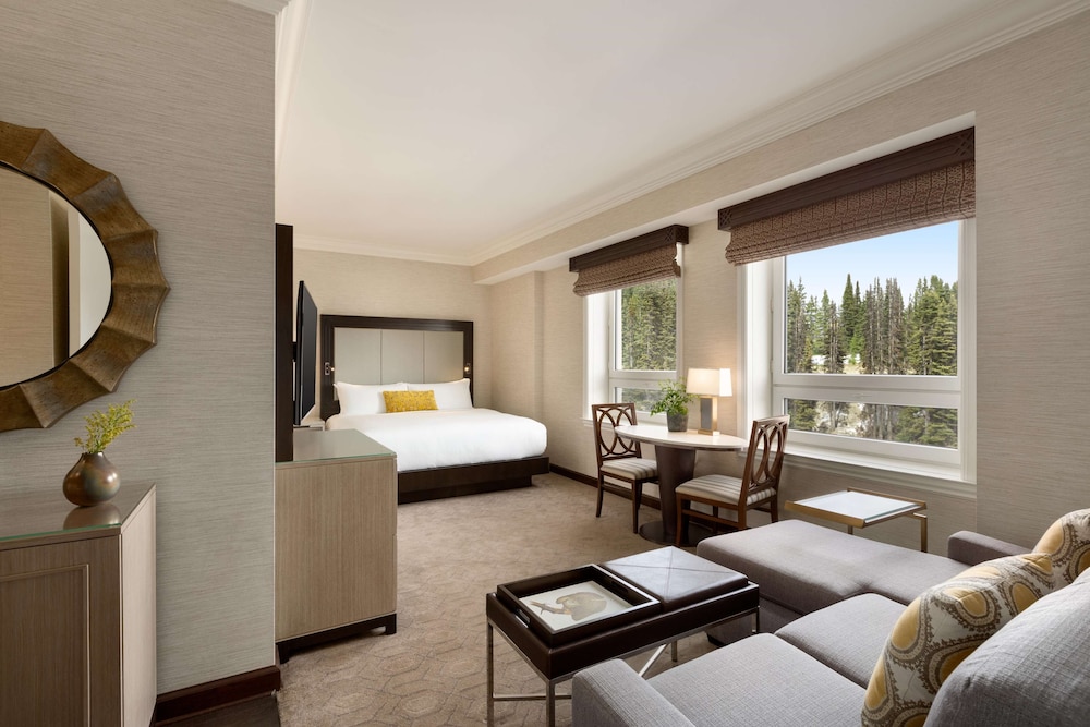 Fairmont Chateau Lake Louise 46/73