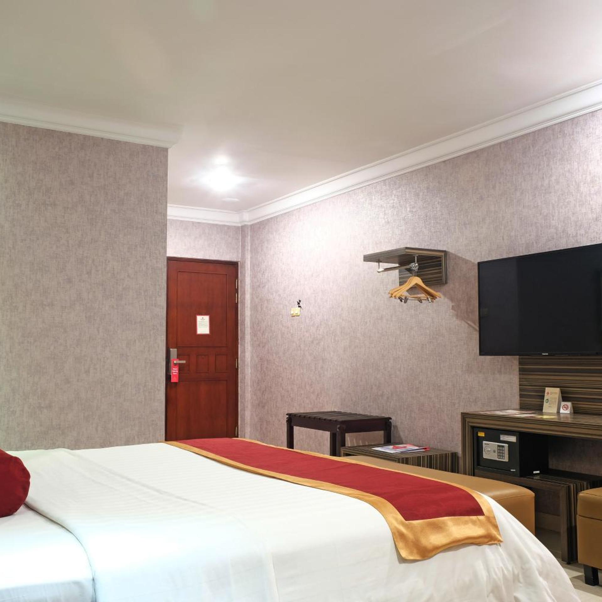 BI Executive Hotel 23/51
