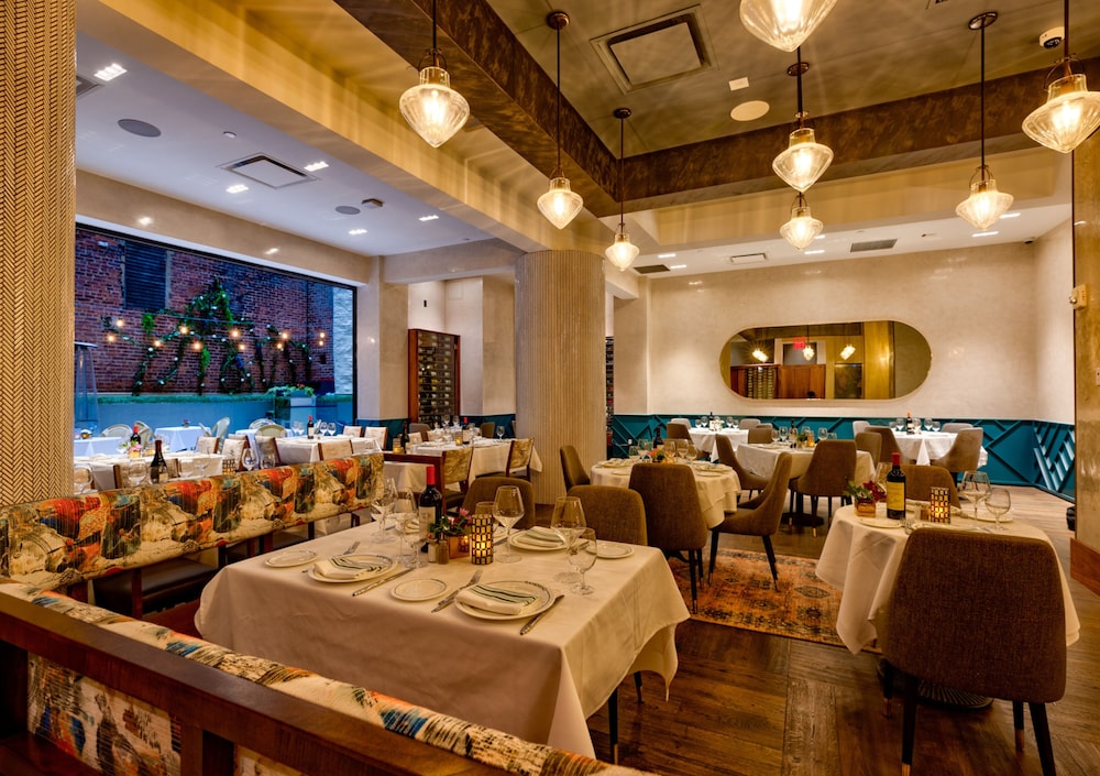 Hyatt Centric Midtown 5th Avenue New York 56/69