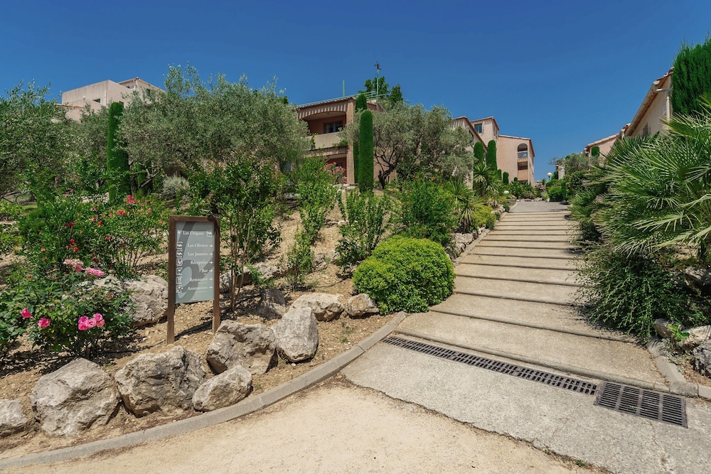 Club Belambra Montpezat en Provence Le Verdon 48/53