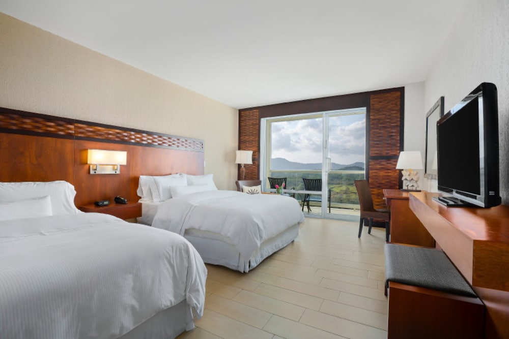 The Westin Playa Bonita 18/64