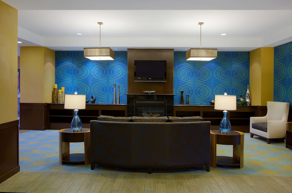 Lobby at Hampton Inn & Suites Burlington NC, BURLINGTON - NC