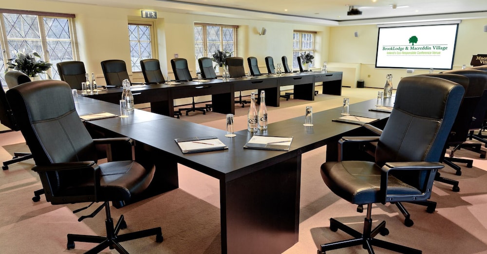 Brooklodge Hotel and Macreddin Village 52/65