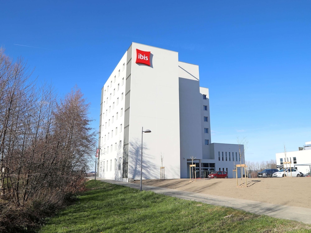 Ibis Bourgoin Jallieu Medipole 6/48