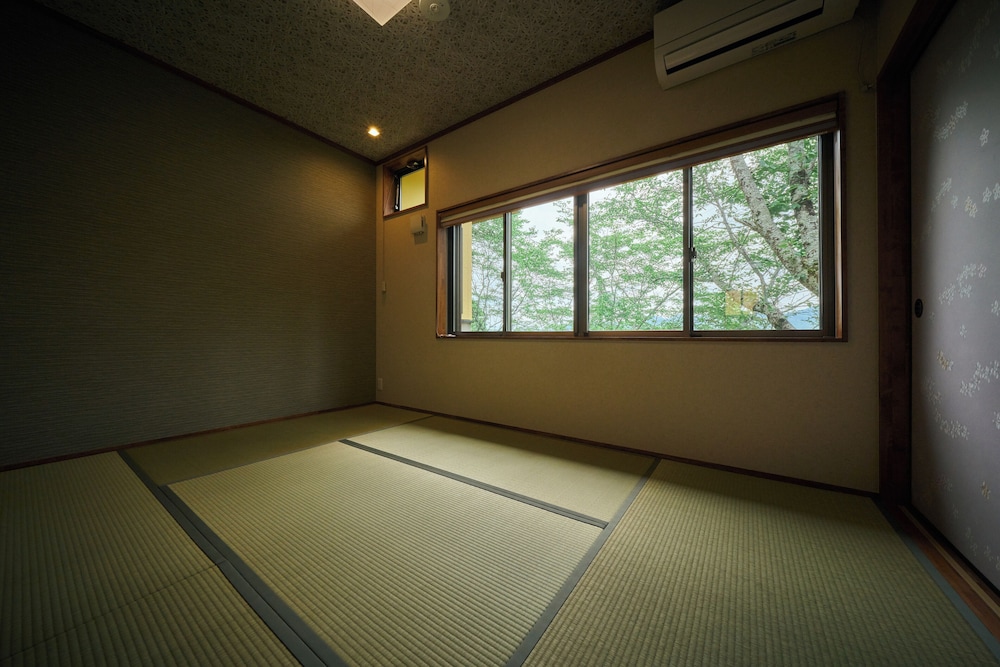 Shougen Sansou 28/50