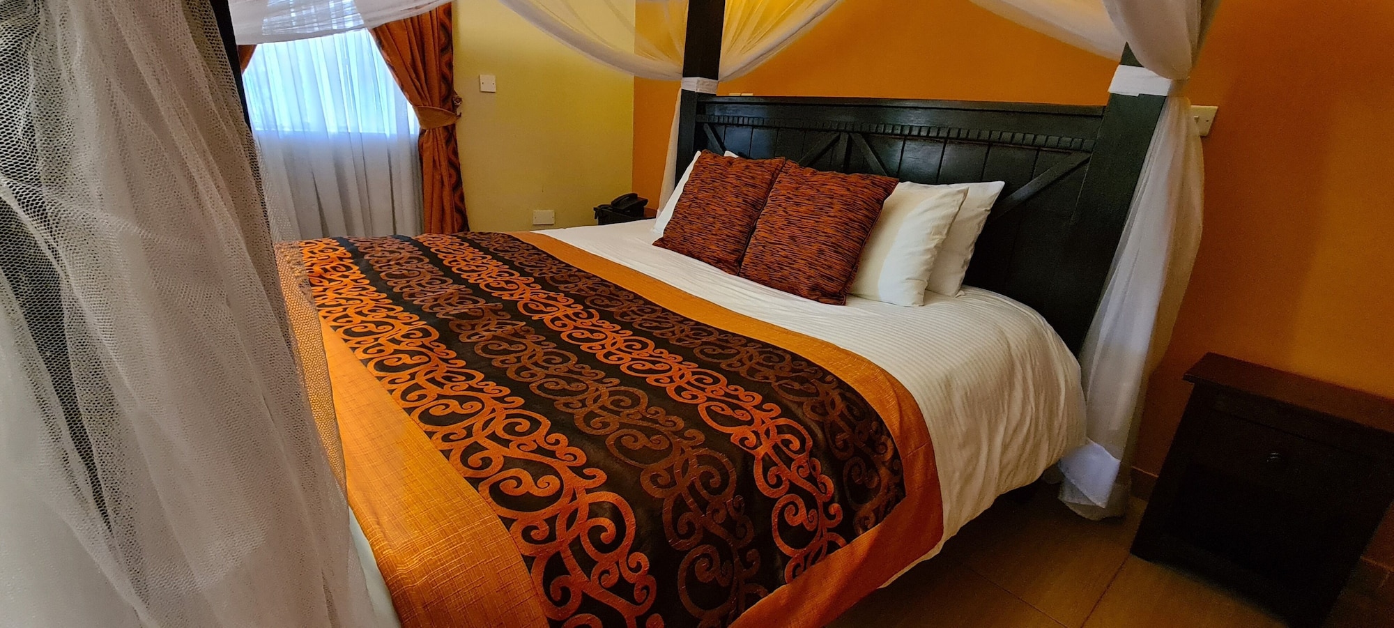 EXECUTIVE, DOUBLE BED, GARDEN VIEW, TERRACE