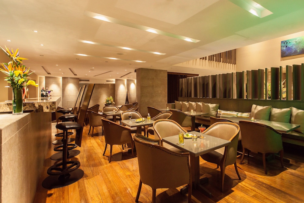 Hotel Rosales Plaza 43/61