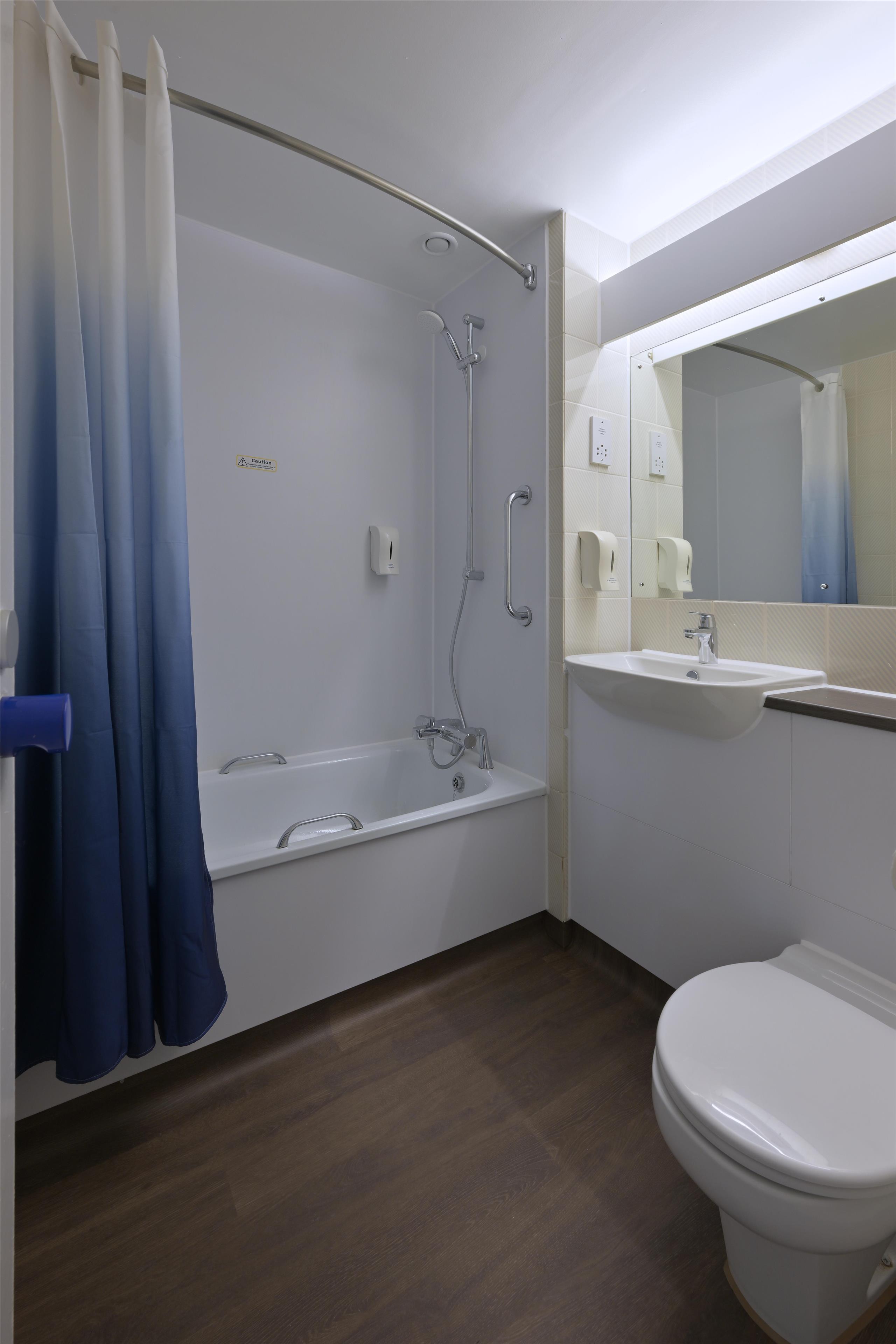 Travelodge Oswestry 29/31