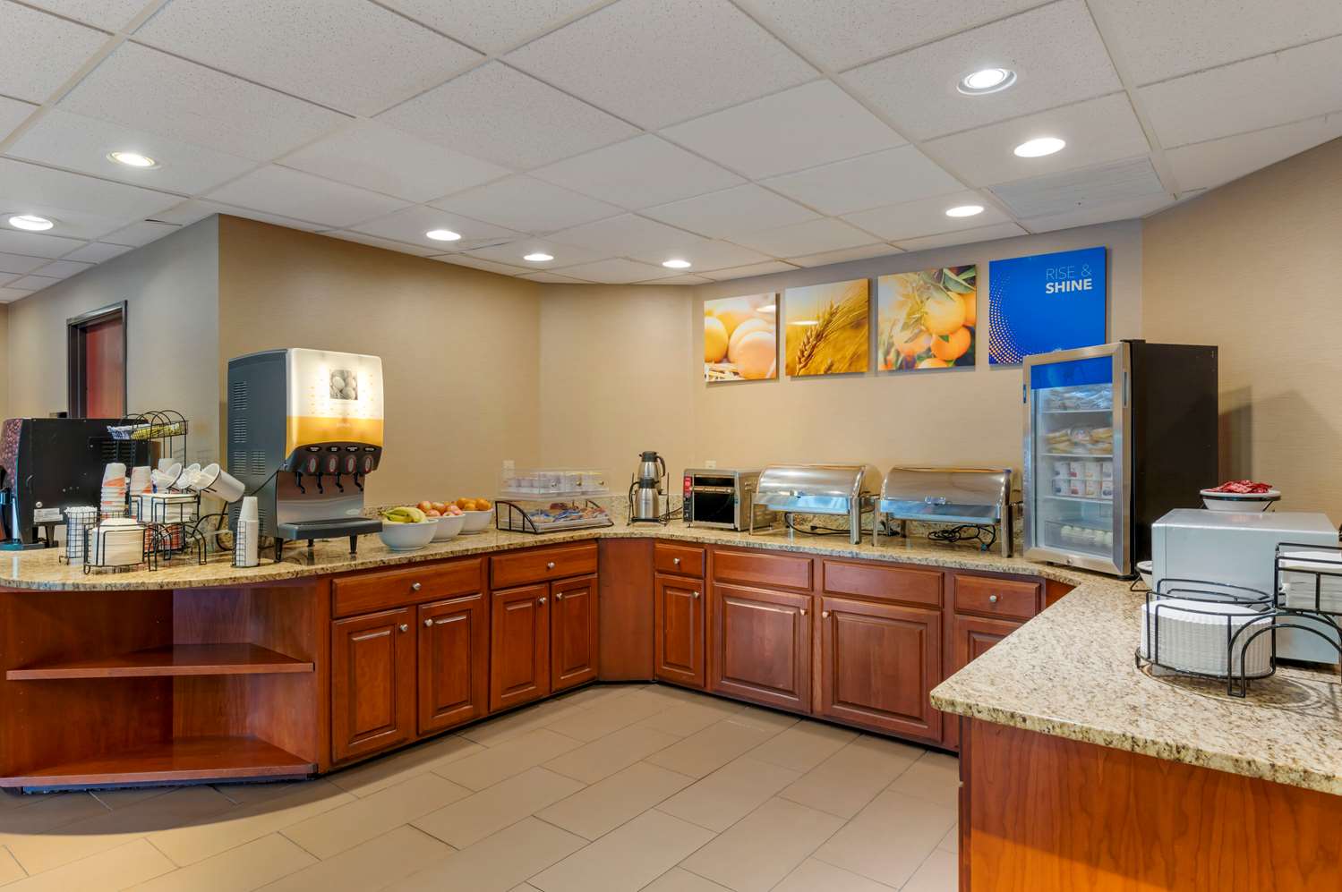 restaurant cafeteria