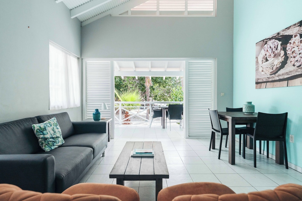 Bon Bini Resort 40/60