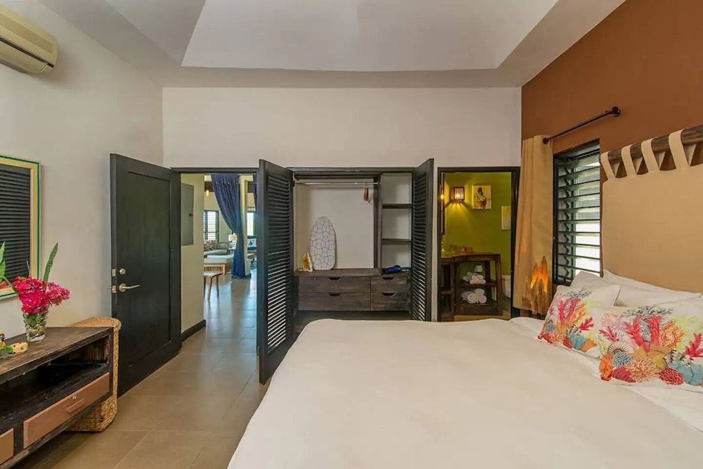 Nianna Luxurious Villa 8/74