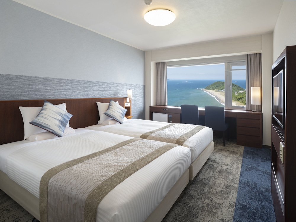 Irago Ocean Resort 6/46
