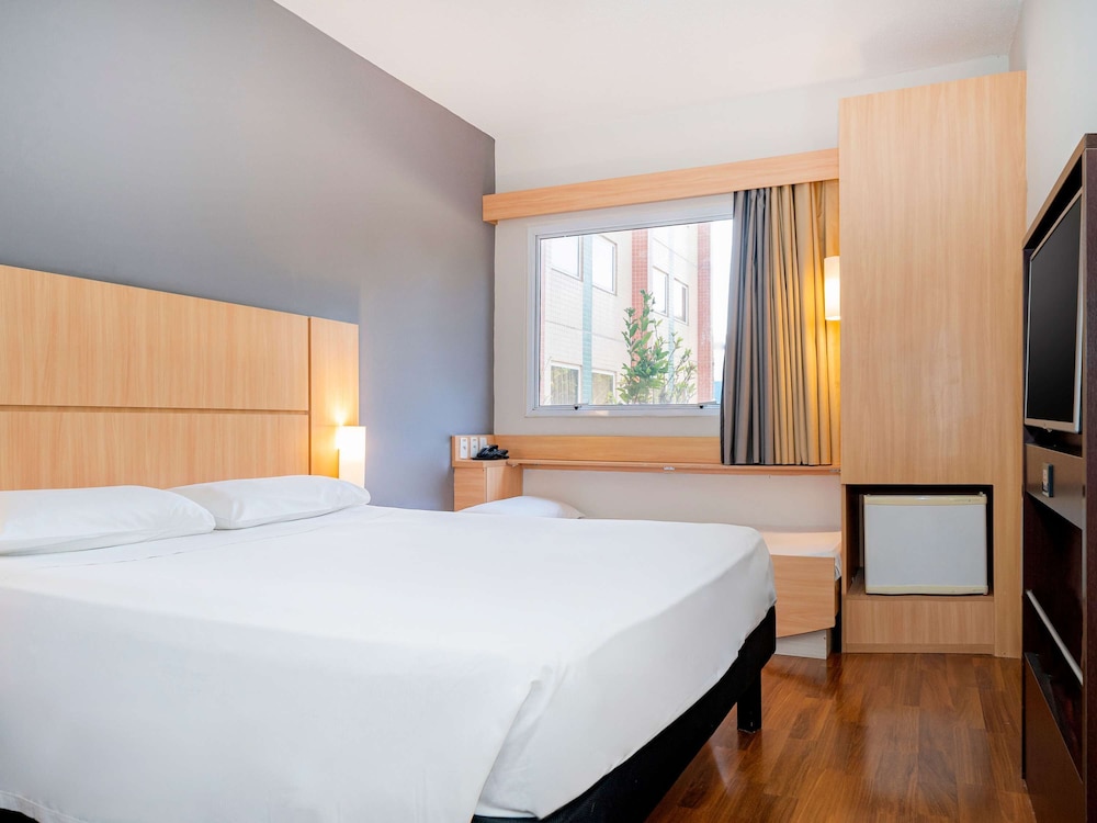 Ibis Piracicaba 16/69