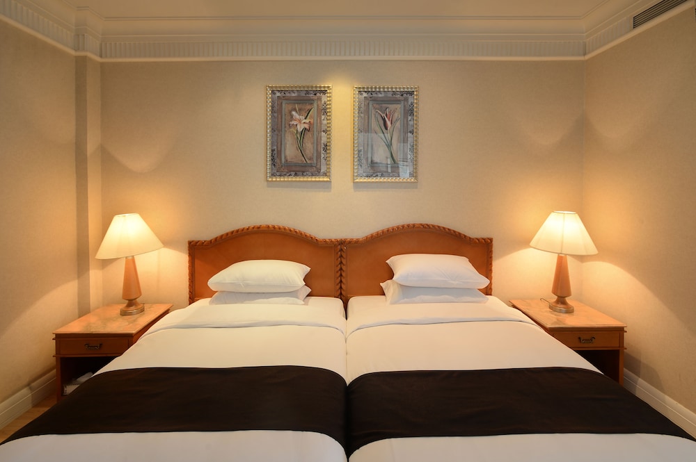 Jeju Oriental Hotel & Casino 13/65