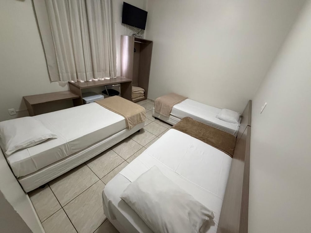 Hotel Vivendas 15/78
