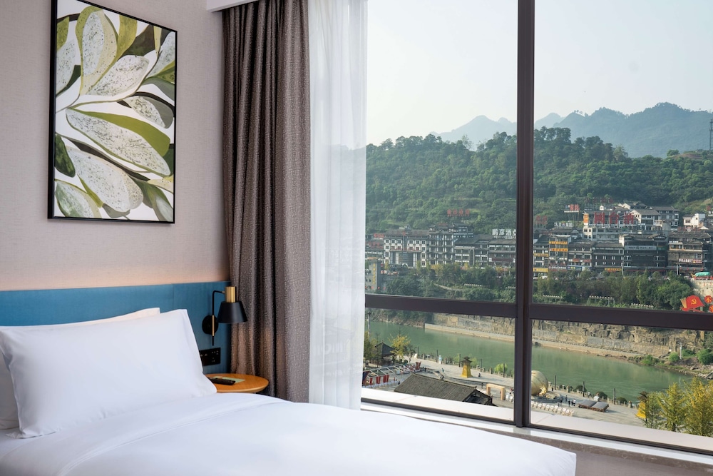 Hilton Garden Inn Guizhou Maotai Town 16/45