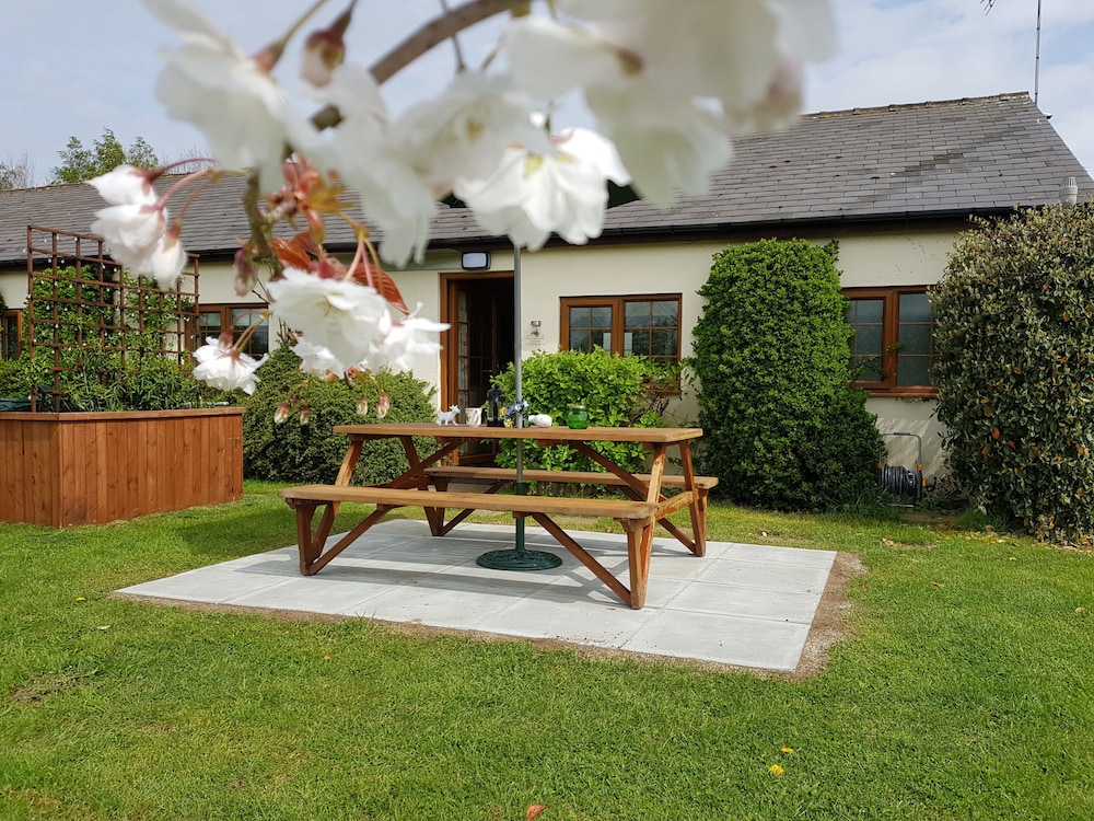 Holiday Cottages At Hawthorn Farm 38/50
