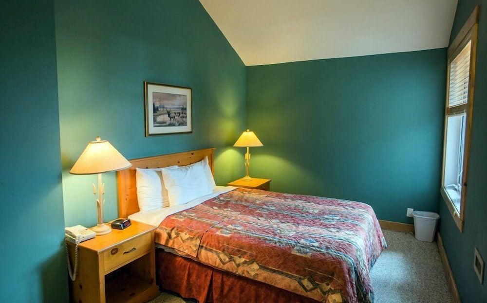 Cornerstone Lodge 24/61