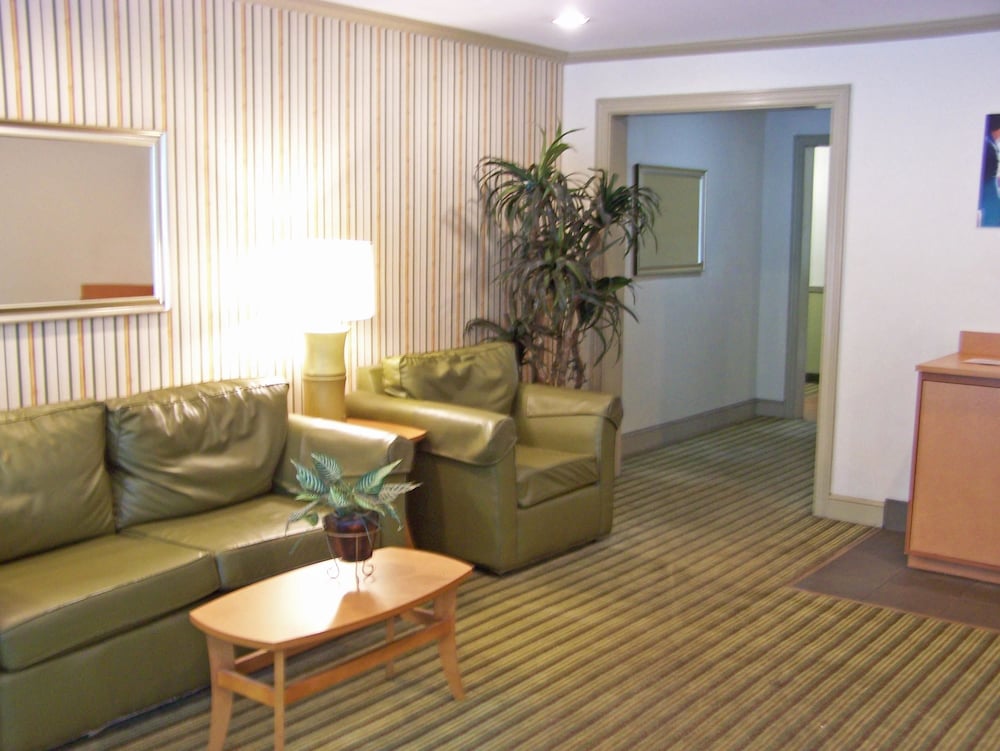 Extended Stay America-Daytona Beach-International Speedway 40/62
