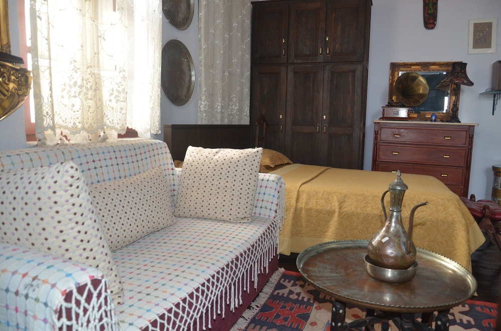 Cunda Zehra Teyzenin Evi 69/74