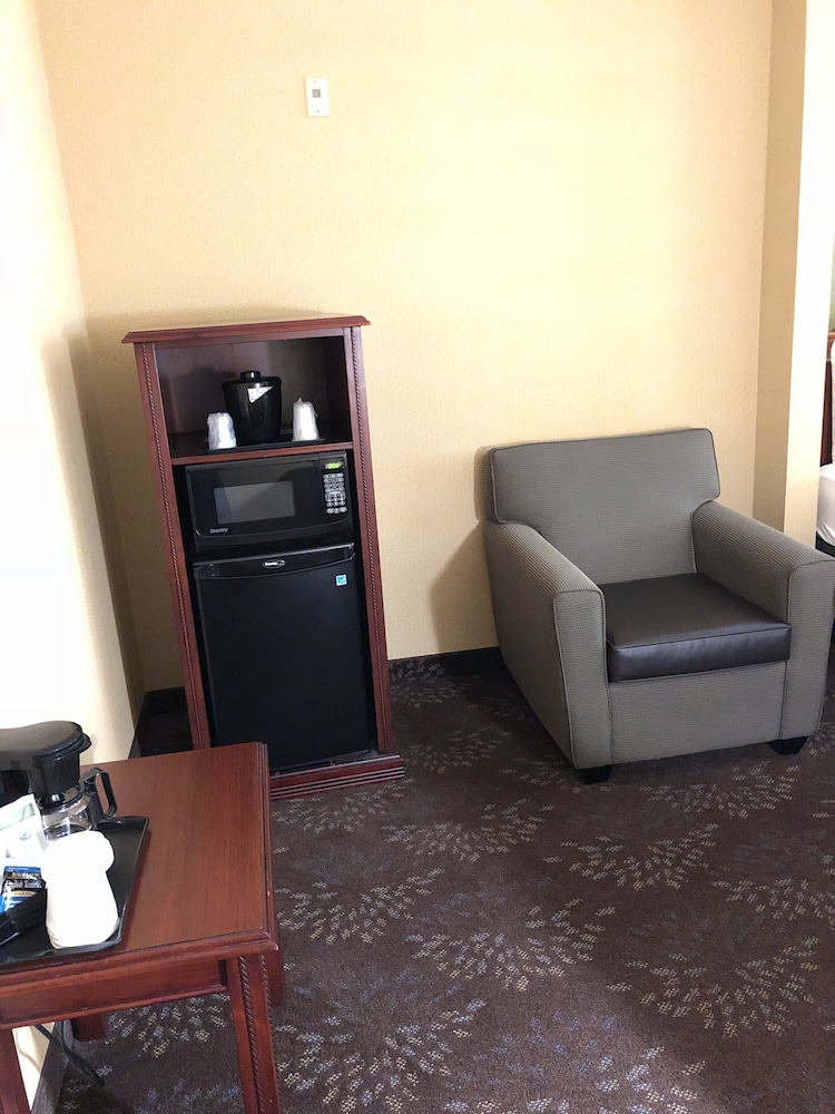 Country Inn & Suites by Radisson, San Jose International Airport, CA 15/30